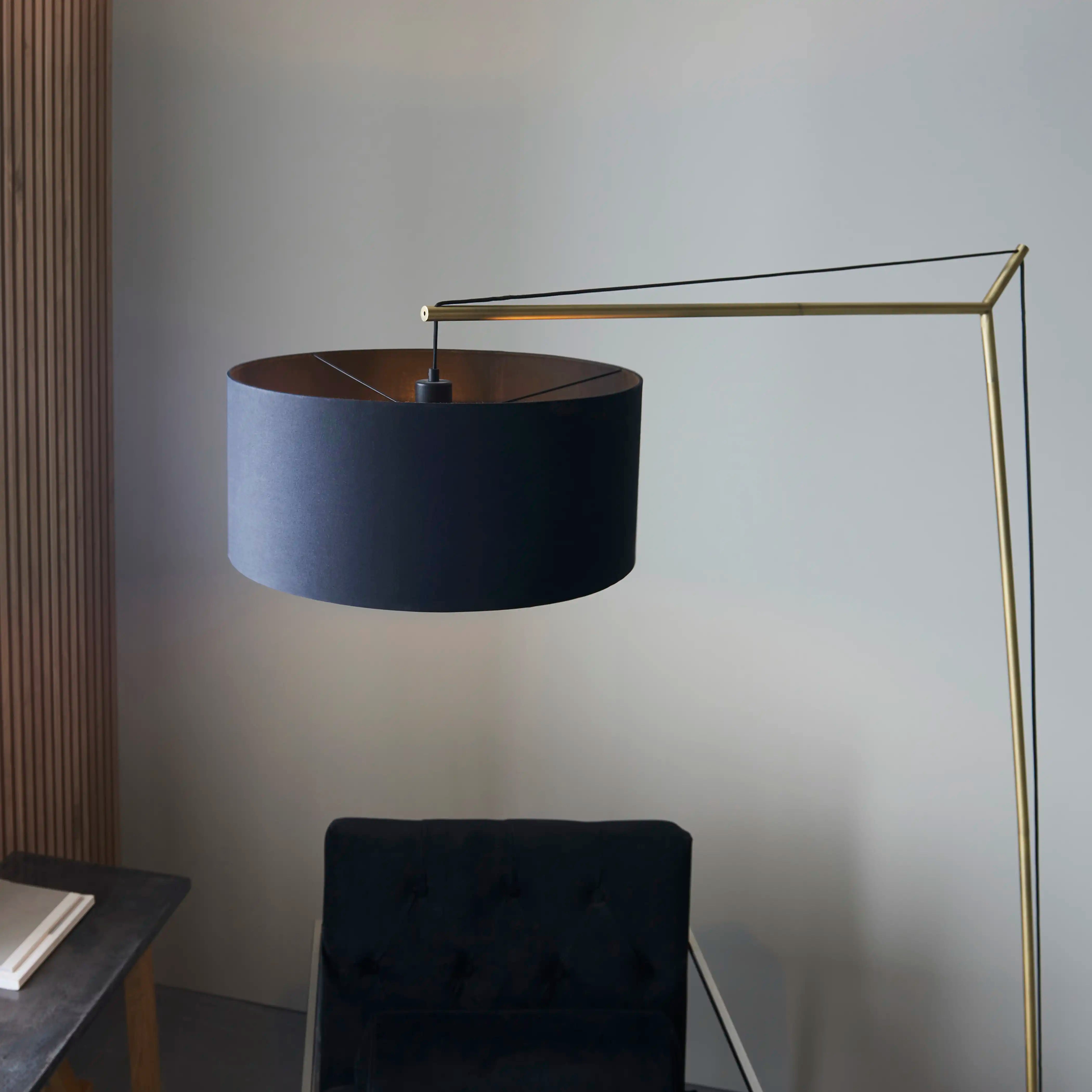 Redbridge Arched Floor Lamp | Black