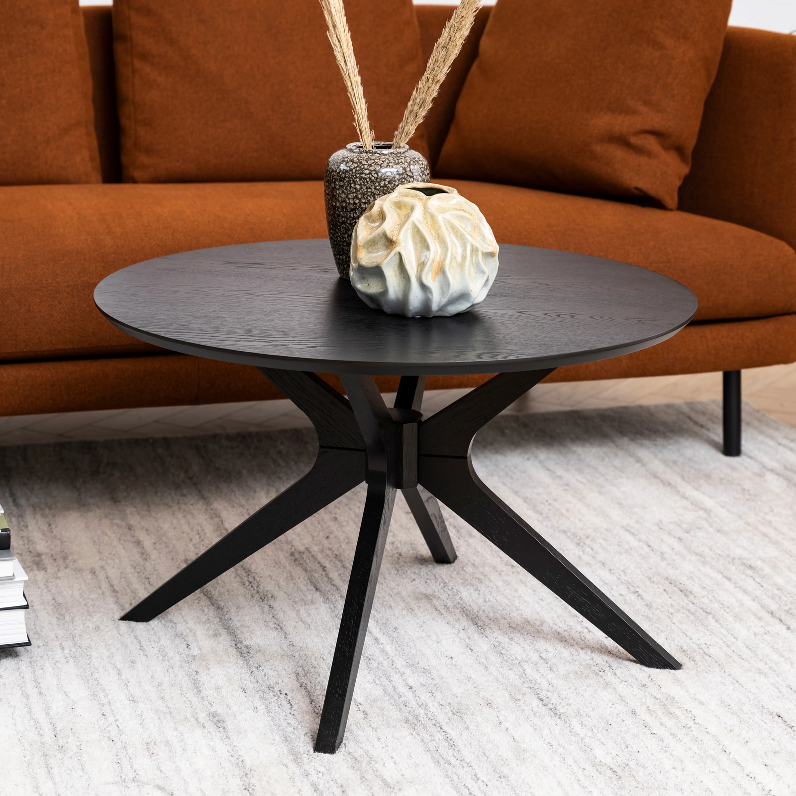 Duncan Round Wooden Coffee Table | Black