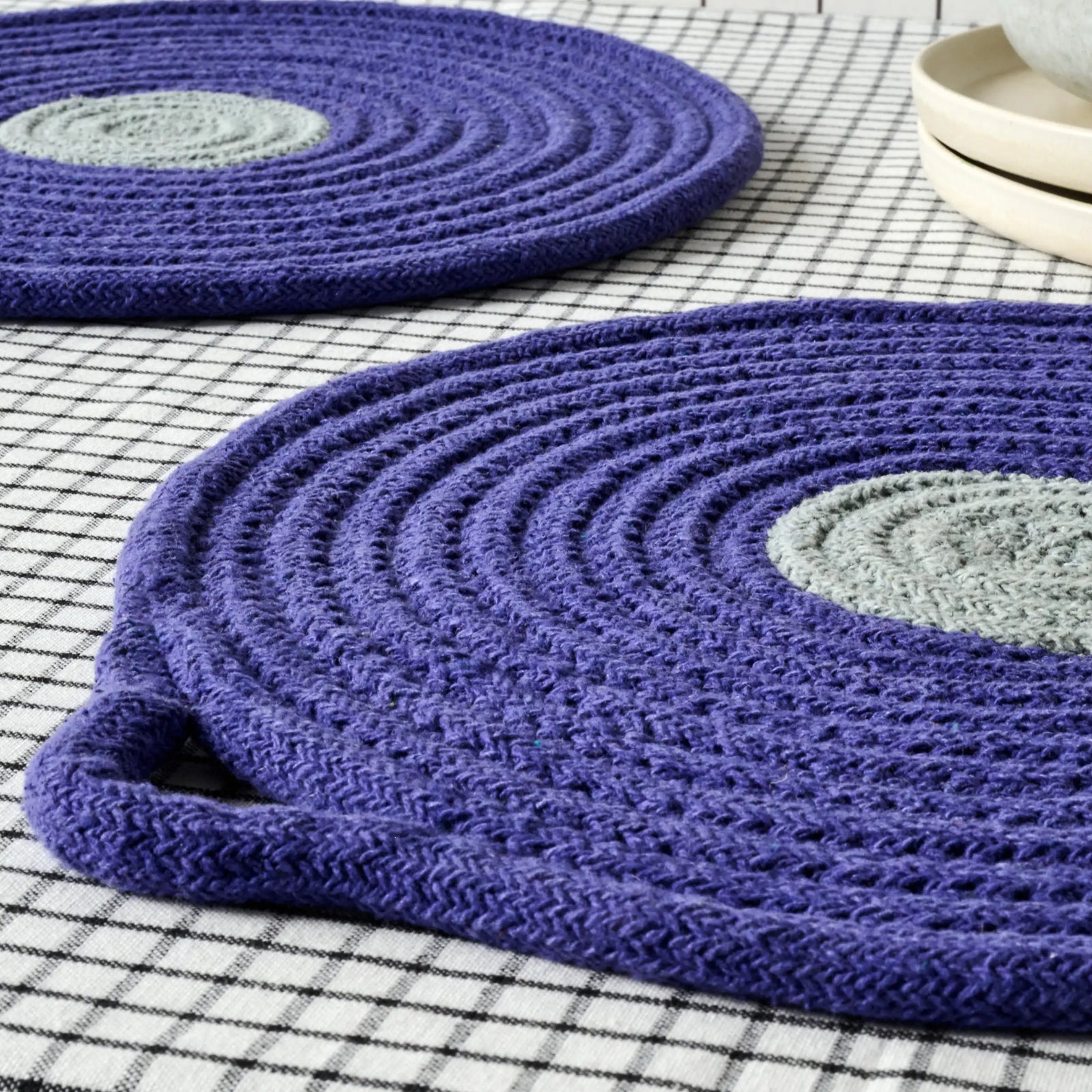 Penn Set of 4 Round Placemats | Cobalt Blue & White