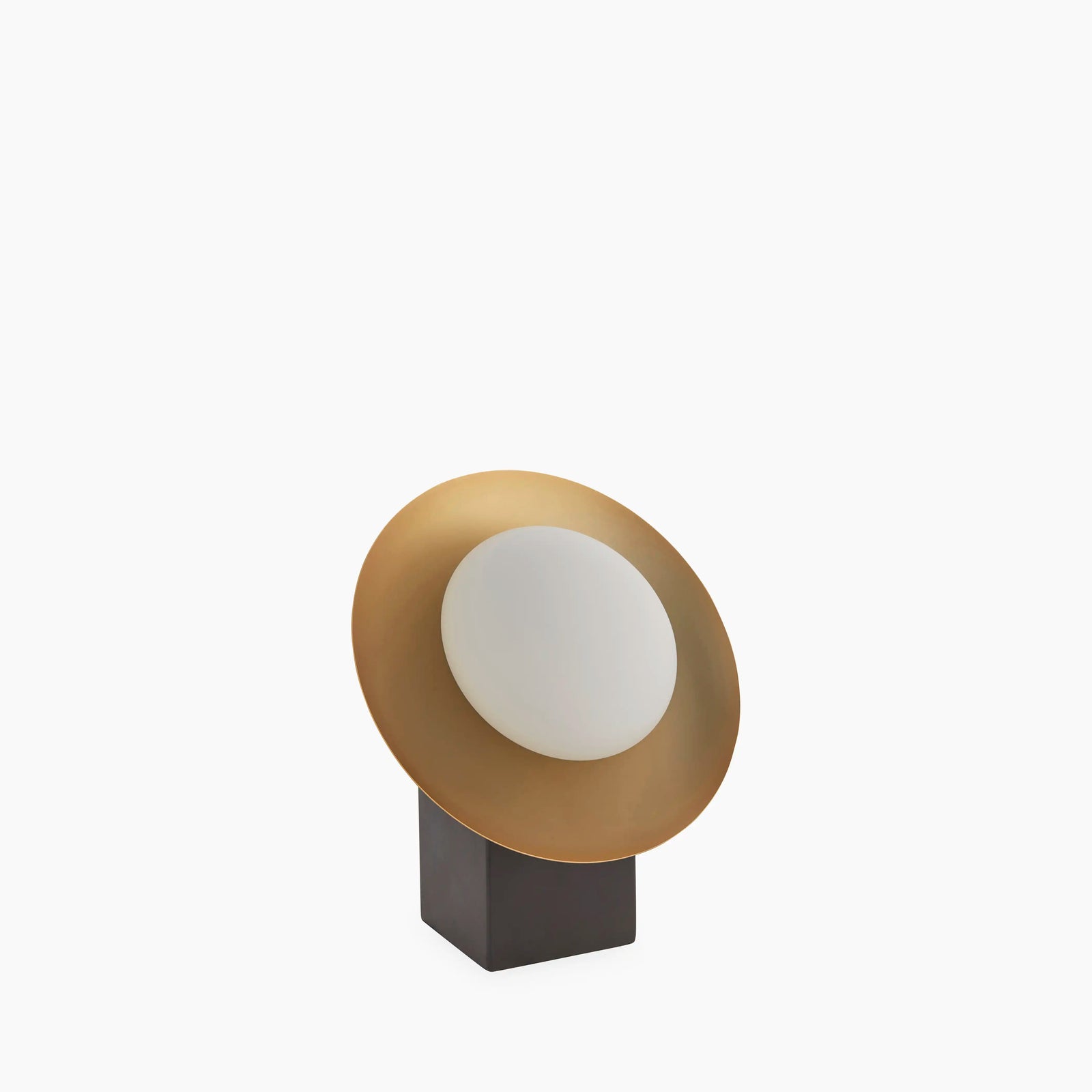 Temuka Table Lamp | Brass & Black