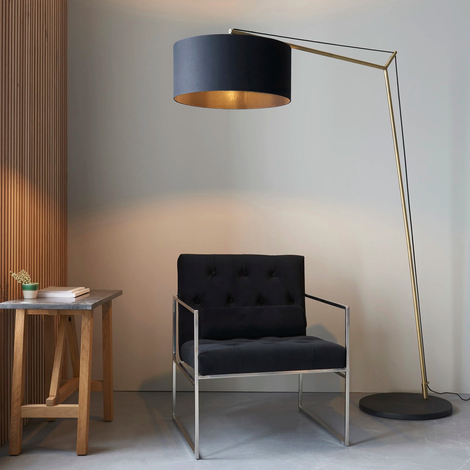 Redbridge Arched Floor Lamp | Black