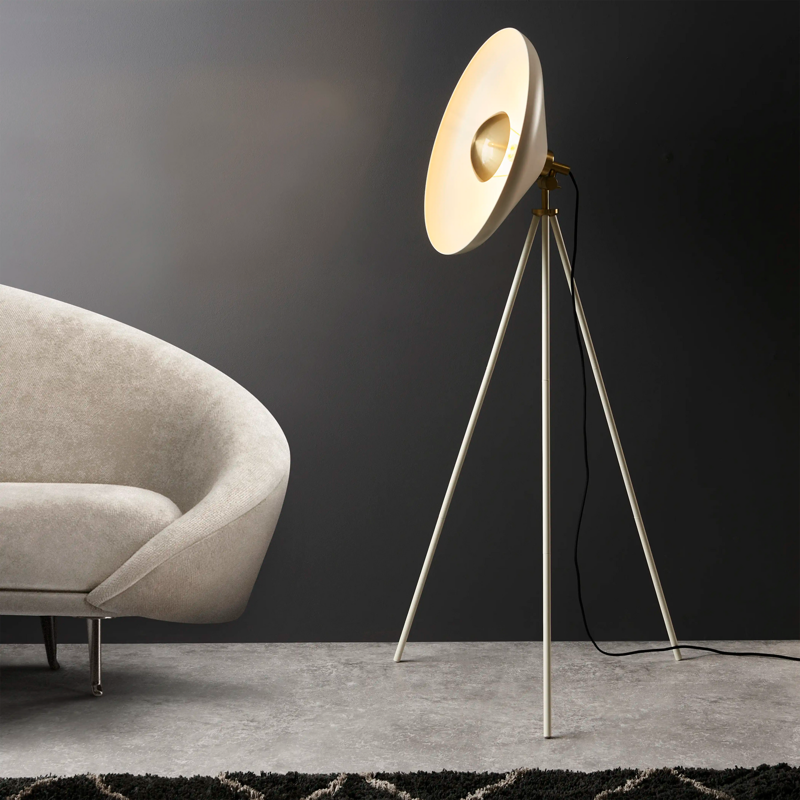 Mara Tripod Floor Lamp | White