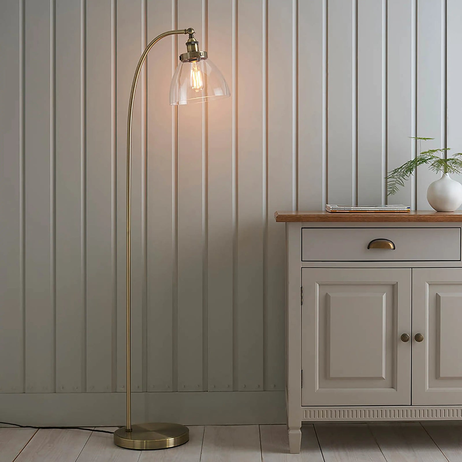 Hansen Floor Lamp | Brass