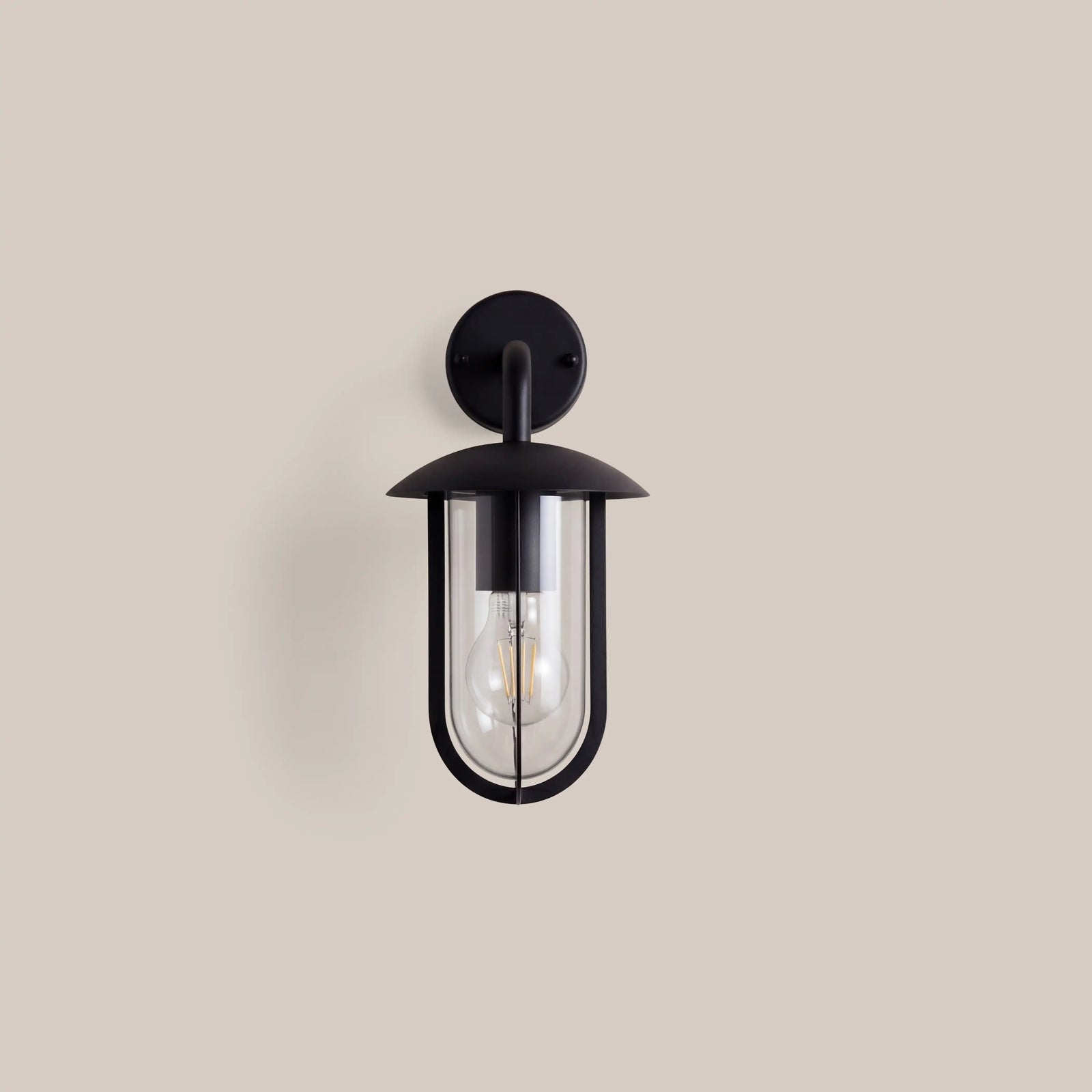 Verona Outdoor Wall Light | Black