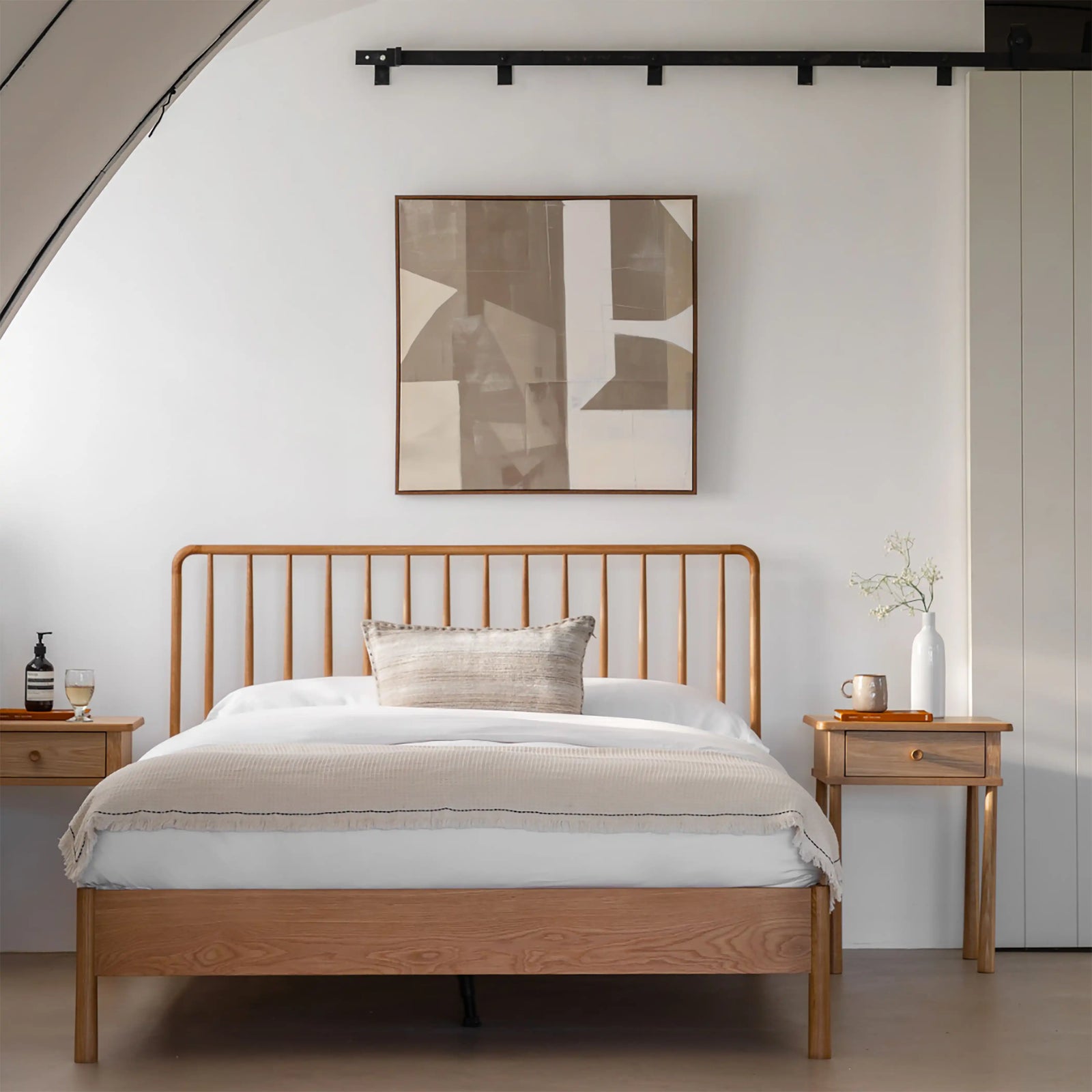 Eva Wooden King Bed | Oak