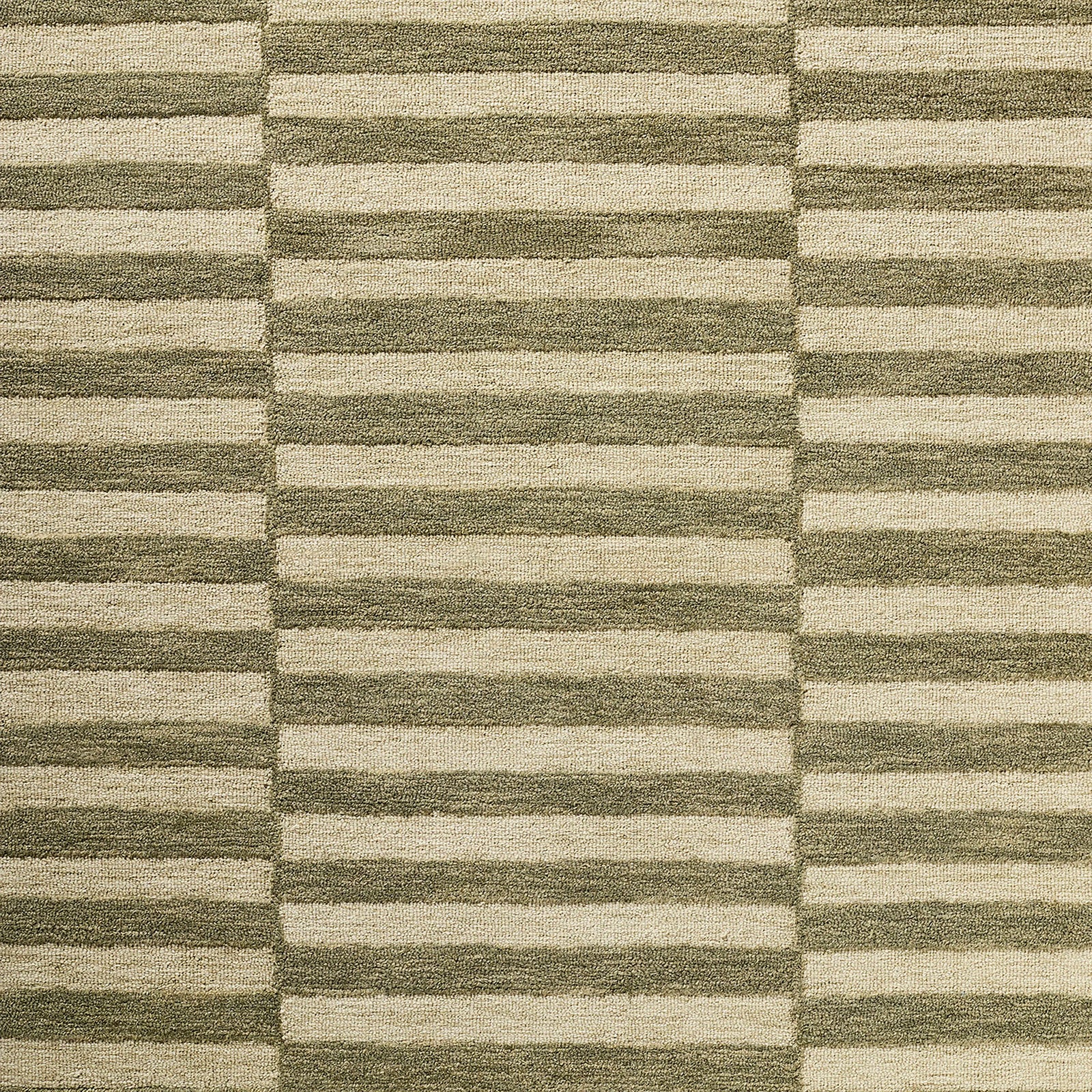 Issa Hand Tufted Wool Rug | Green